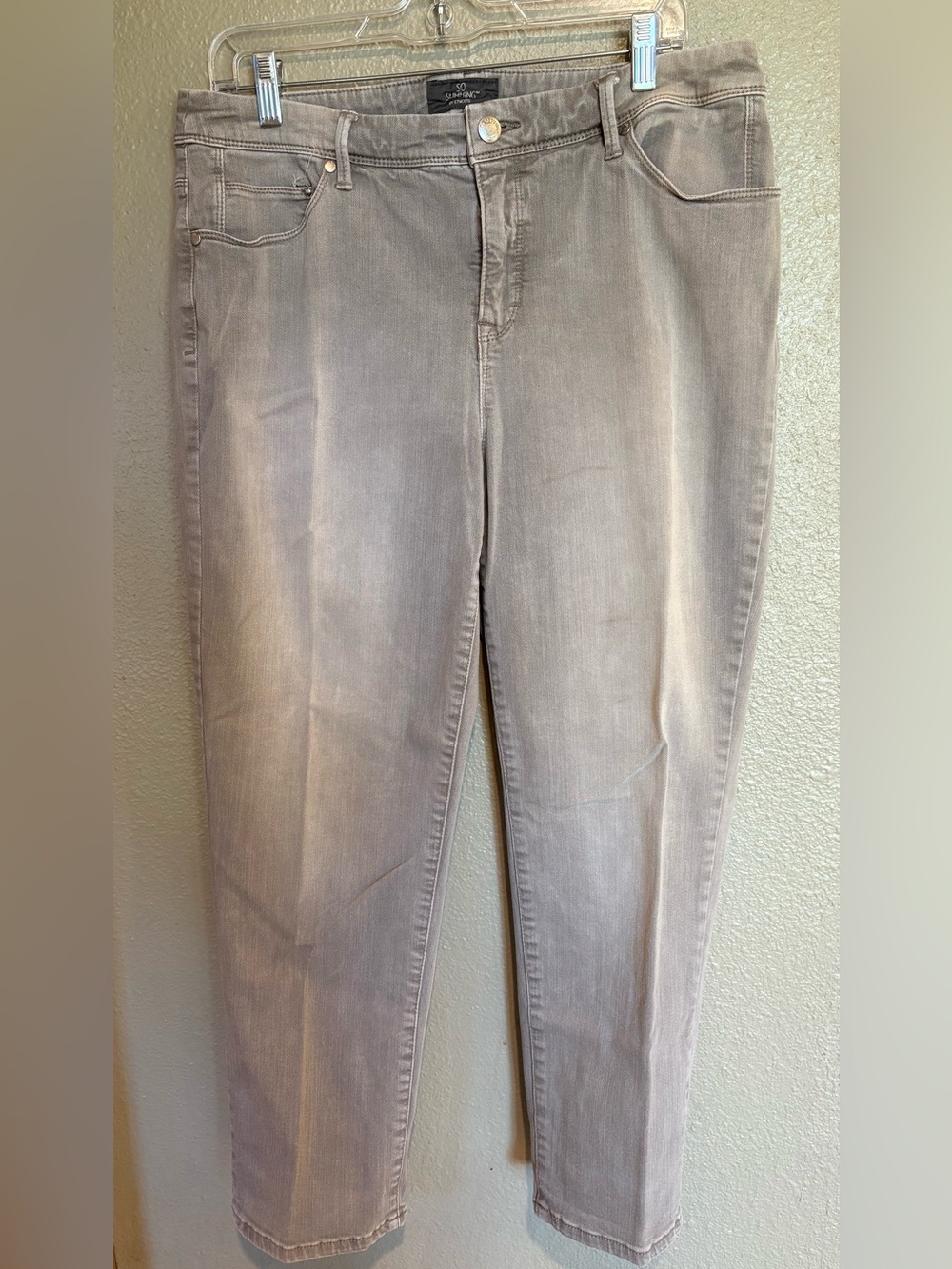 Chico's Crop Size 2 (12-14) So-Slimming Gray Wash Skinny Jeans